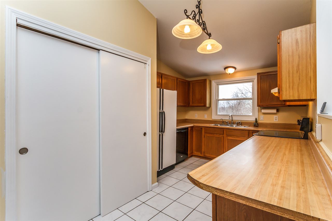 877 Mammoth Road, Unit 1 Manchester, NH 03104 - Photo 9 of 26