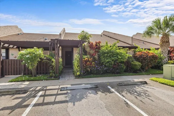 $419,999 | 8337 Northwest 37th Place, Unit 8337, Sunrise, FL 33351