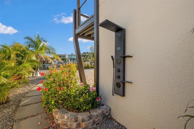 $1,500,000 | 12400 Capri Circle North, Treasure Island, FL 33706