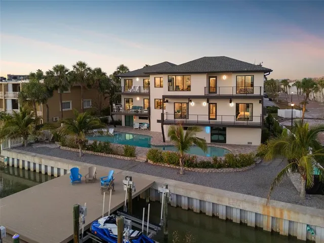 $1,500,000 | 12400 Capri Circle North, Treasure Island, FL 33706