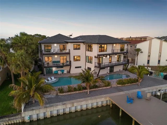 $1,500,000 | 12400 Capri Circle North, Treasure Island, FL 33706