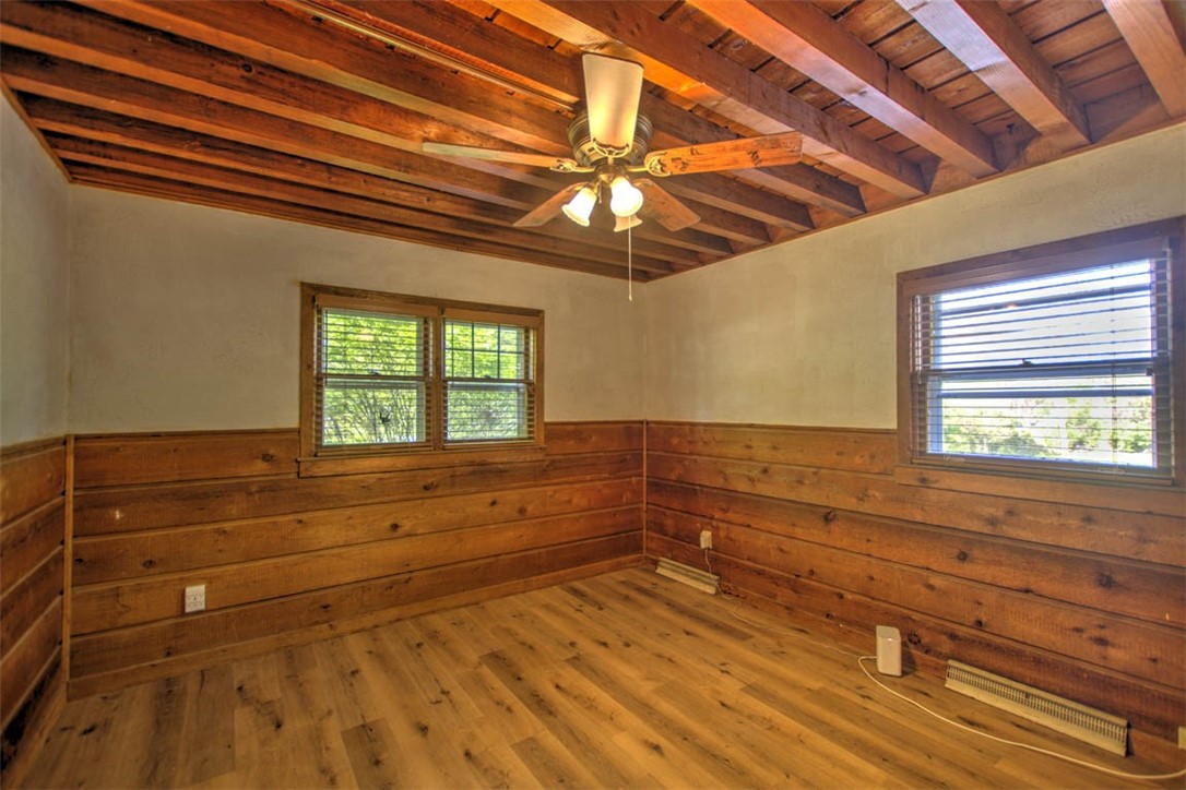 4224 East Lost Bridge Road Decatur, IL 62521 - Photo 9 of 22 Gallery Image 9