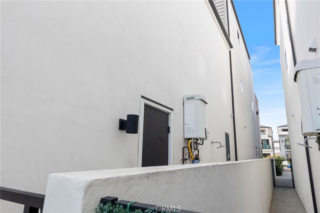 1002 Huntington Street Huntington Beach, CA 92648 - Photo 42 of 43