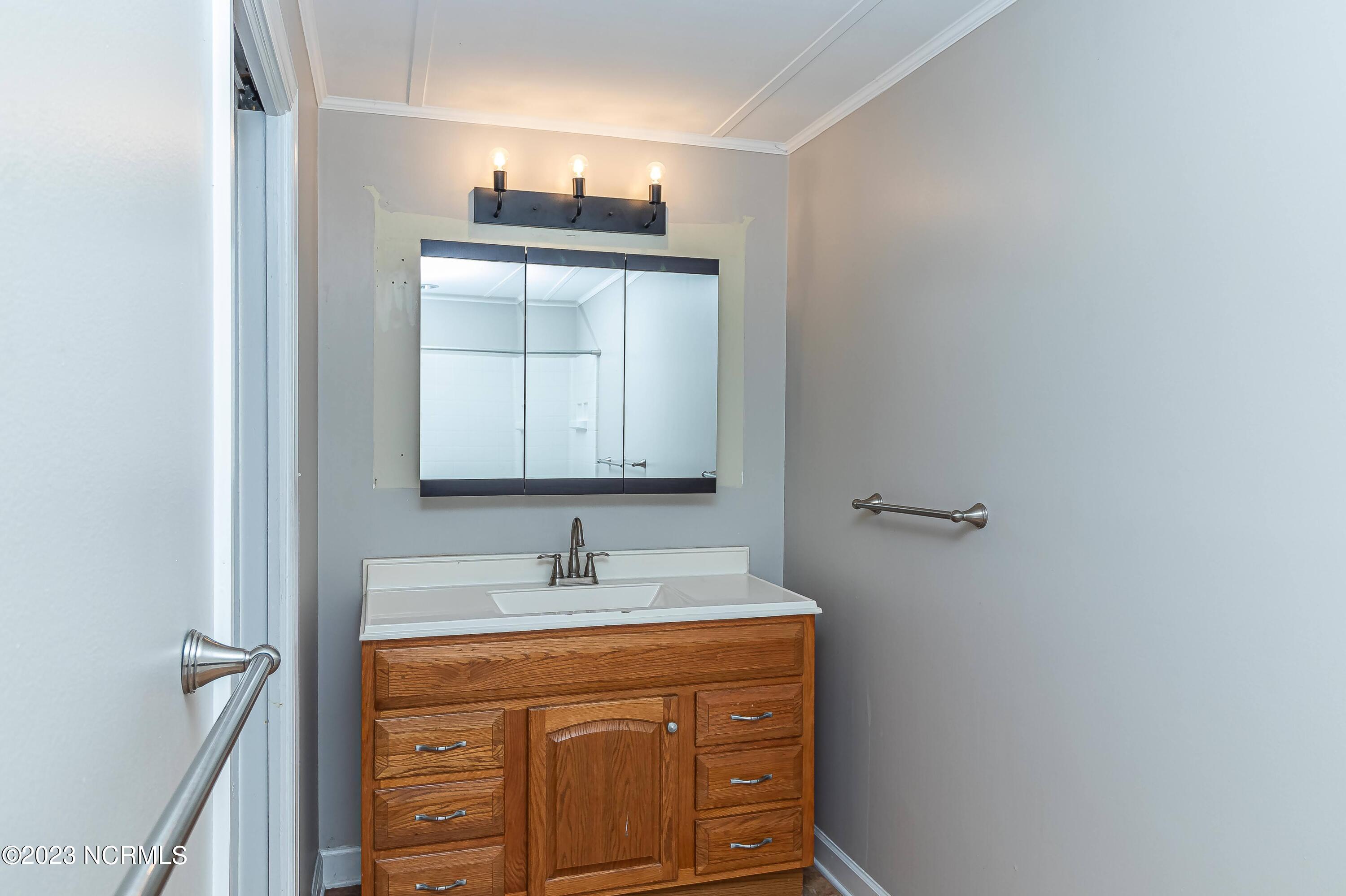 635 Winterlochen Road Raleigh, NC 27603 - Photo 26 of 28 Master Bathroom