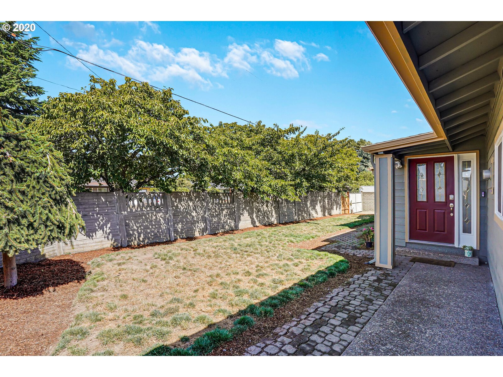 4502 Herrin Road Northeast Salem, OR 97305 - Photo 4 of 31 Gallery Image 4