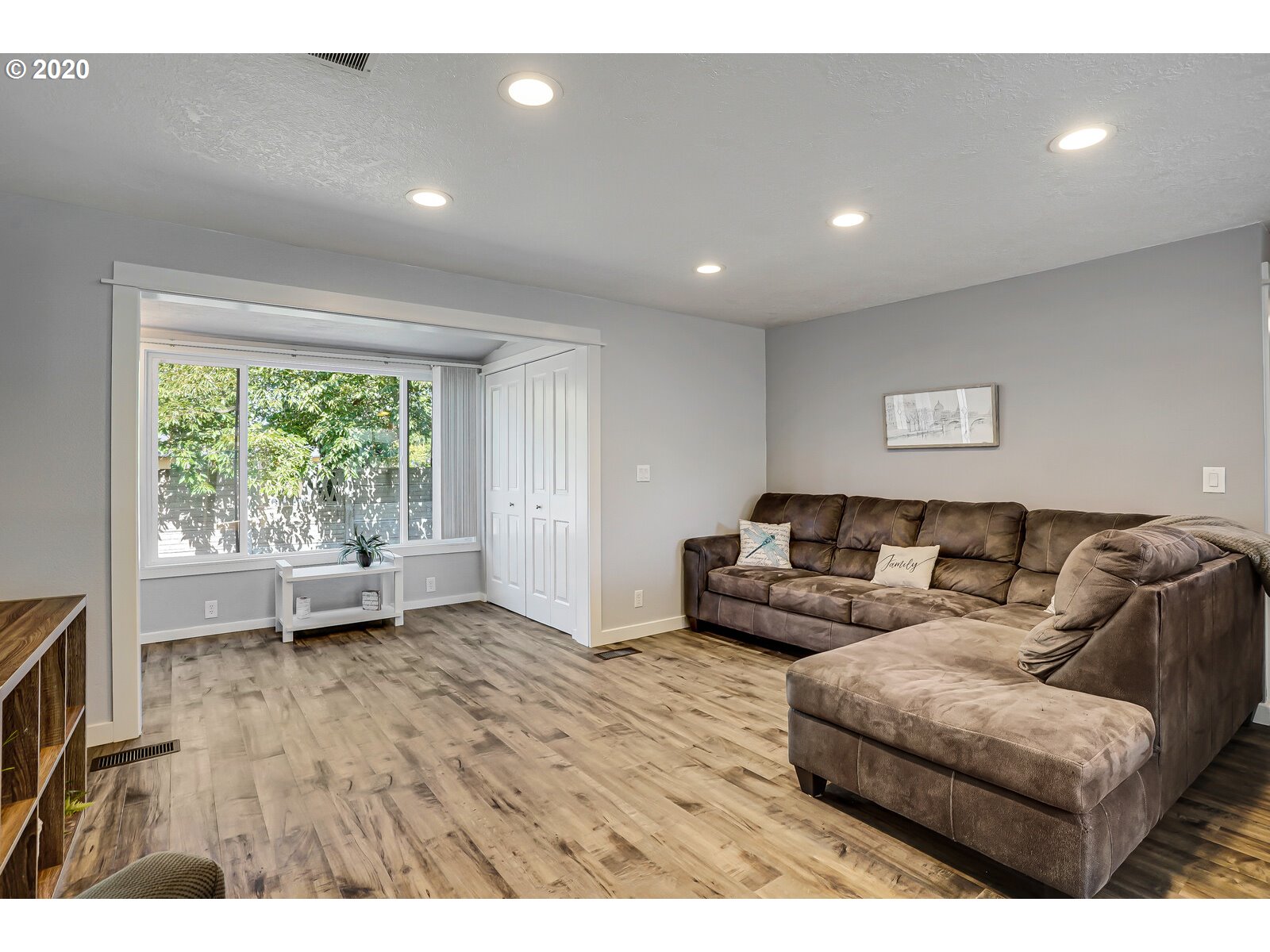 4502 Herrin Road Northeast Salem, OR 97305 - Photo 7 of 31 Gallery Image 7