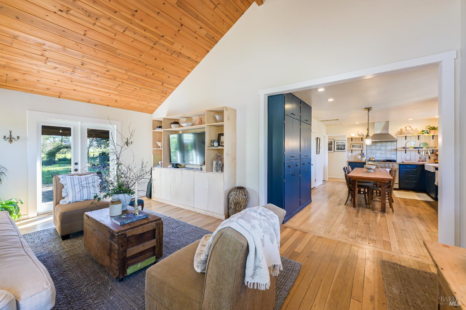 5563 McFarlane Road Sebastopol, CA 95472 - Photo 12 of 47