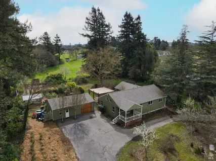 $1,230,000 | 5563 McFarlane Road, Sebastopol, CA 95472