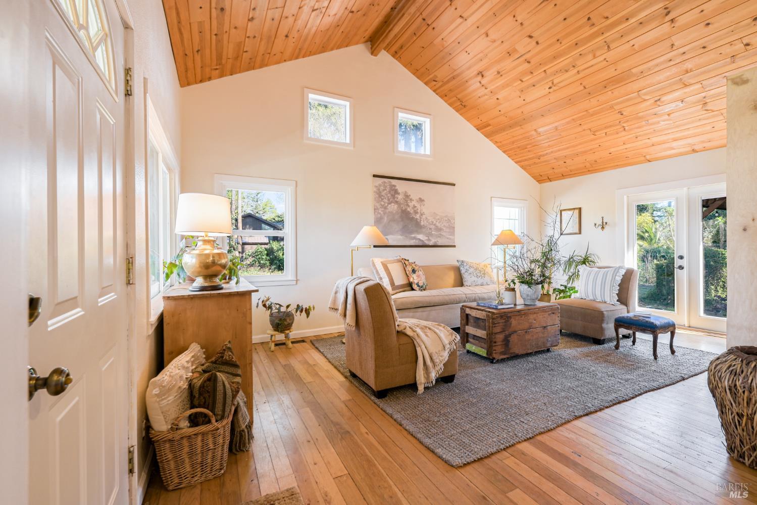 5563 McFarlane Road Sebastopol, CA 95472 - Photo 7 of 77