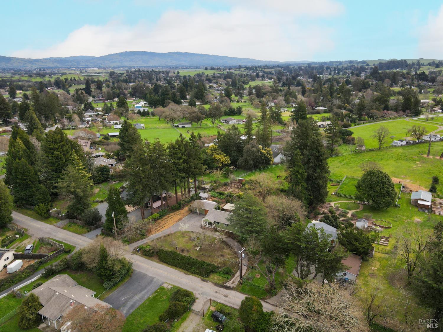 5563 McFarlane Road Sebastopol, CA 95472 - Photo 73 of 77