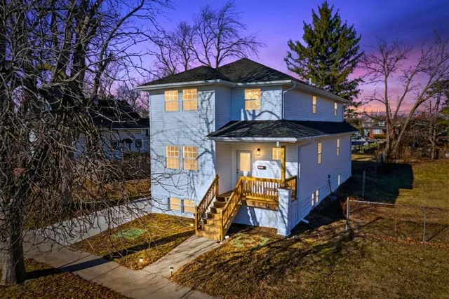 $380,000 | 2112 Market Street, Blue Island, IL 60406