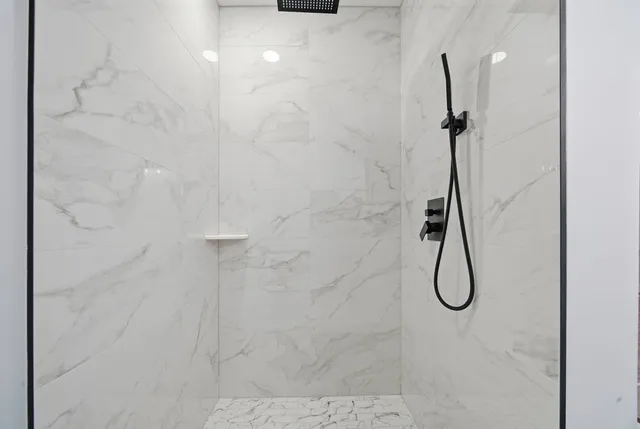 $380,000 | 2112 Market Street, Blue Island, IL 60406