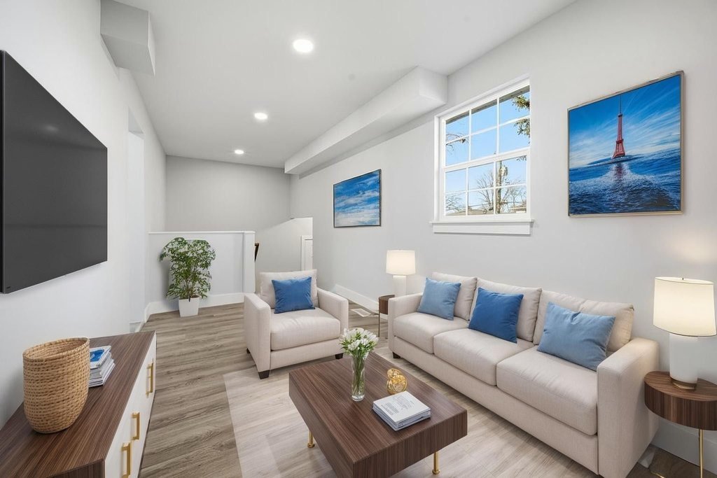 2112 Market Street Blue Island, IL 60406 - Photo 18 of 55 a living room with furniture and a flat screen tv