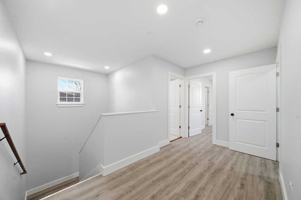 2112 Market Street Blue Island, IL 60406 - Photo 21 of 55 a view of hallway with wooden floor