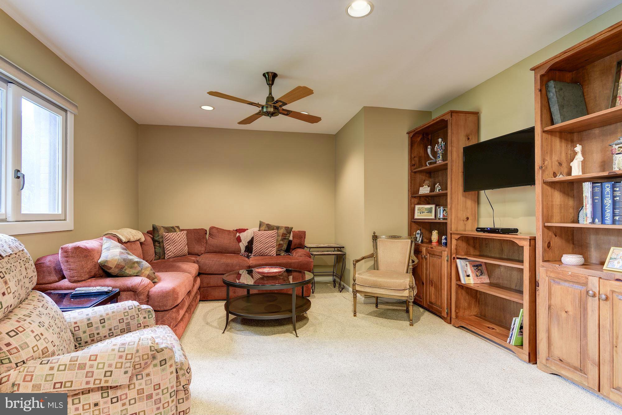 12904 Buccaneer Road Silver Spring, MD 20904 - Photo 14 of 30 Family Room (1 of 2 on main level)