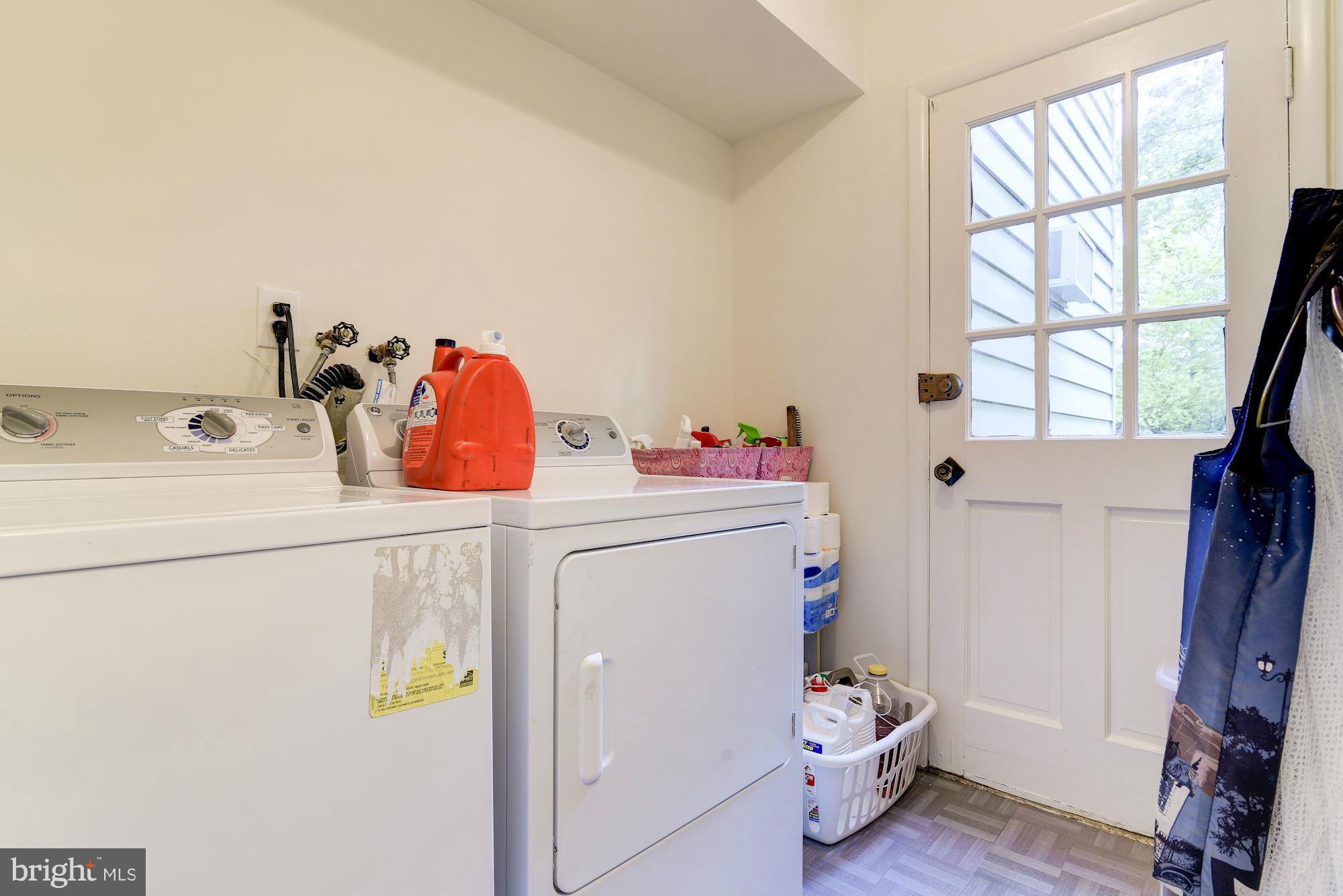 12904 Buccaneer Road Silver Spring, MD 20904 - Photo 20 of 30 Main Level Laundry/Mudroom