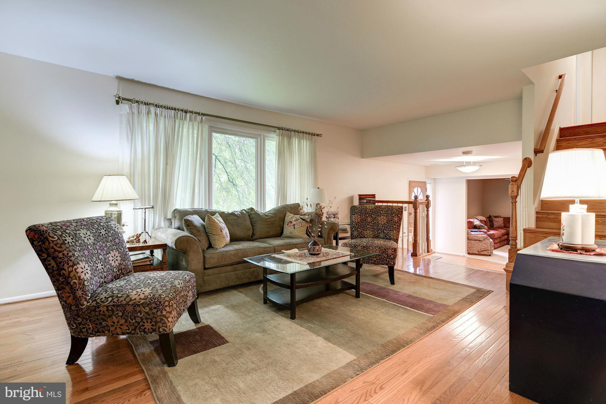 12904 Buccaneer Road Silver Spring, MD 20904 - Photo 4 of 30 Living Room