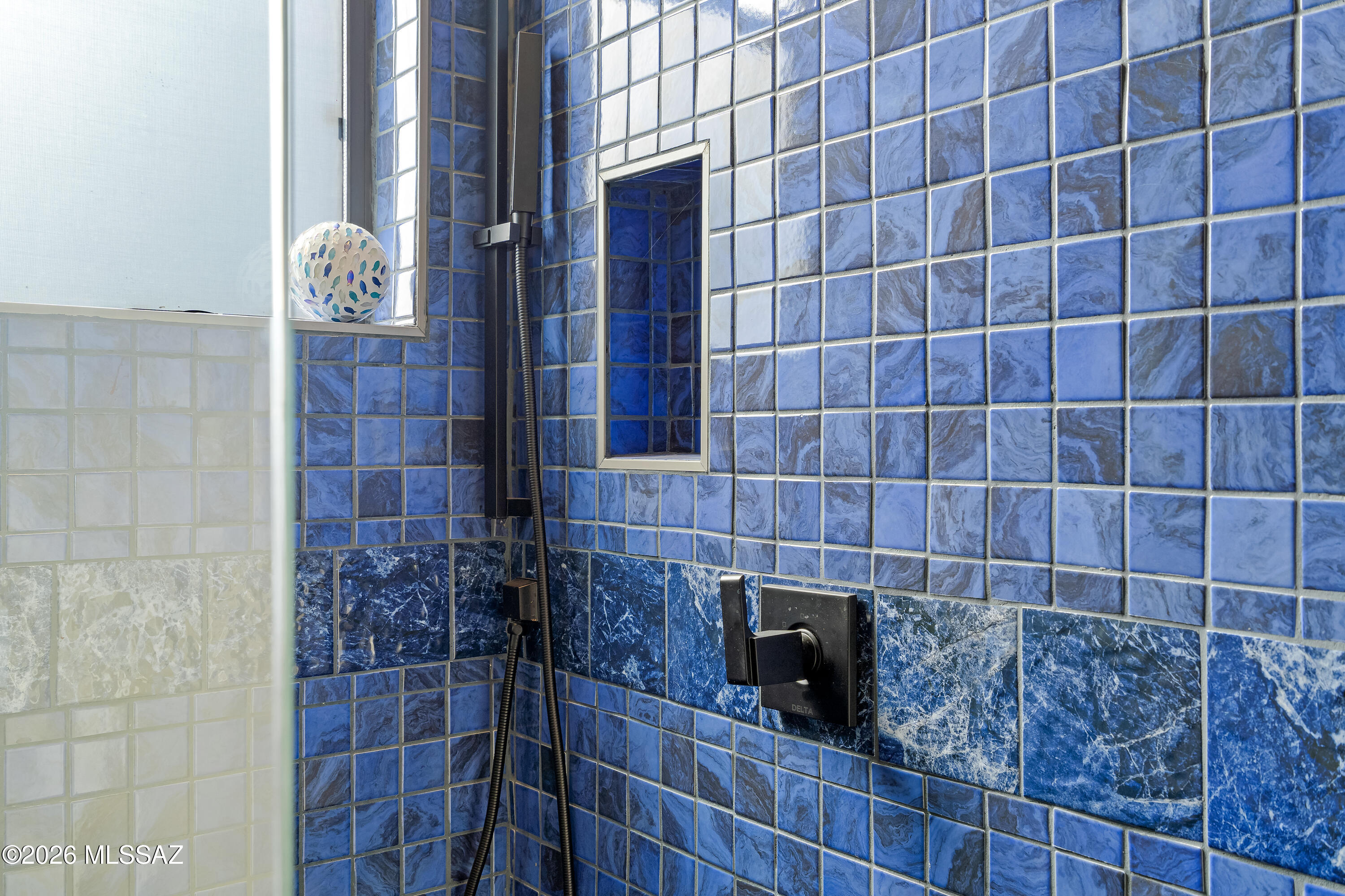 1221 Circulo Yerba Buena Rio Rico, AZ 85648 - Photo 27 of 42 2 Interiors-32