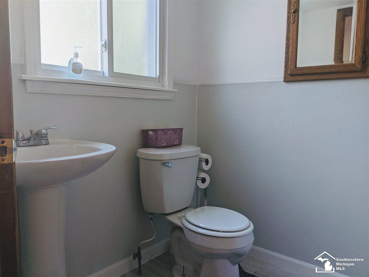 2740 Miller Street Lambertville, MI 48144 - Photo 11 of 30 50010578-10.JPG