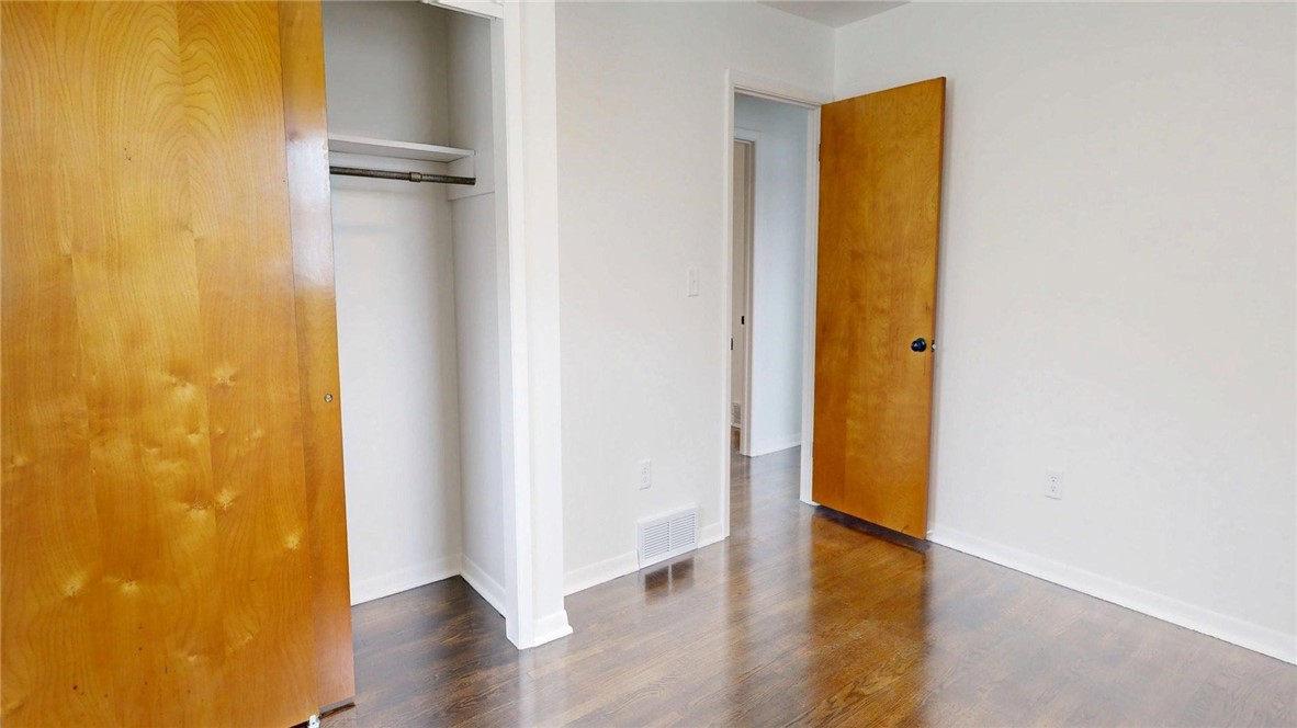 2451 West Olive Street Decatur, IL 62526 - Photo 10 of 21 Gallery Image 10