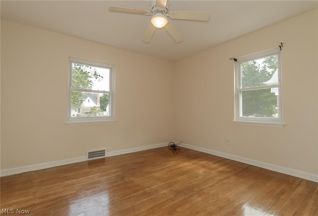 28408 Forest Road Willowick, OH 44095 - Photo 23 of 32