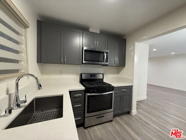 $4,200 | 1760 South Bentley Avenue, Unit 2, Los Angeles, CA 90025