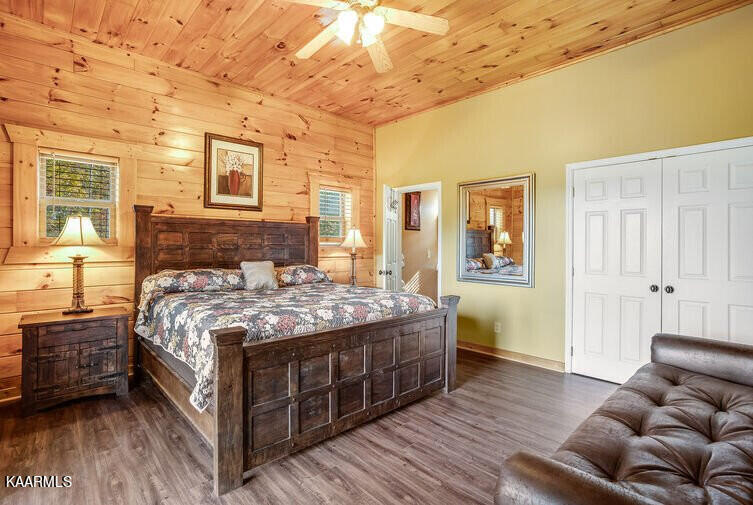 4729 Riversong Way Sevierville, TN 37876 - Photo 11 of 24 11 19569-6182d33741f85