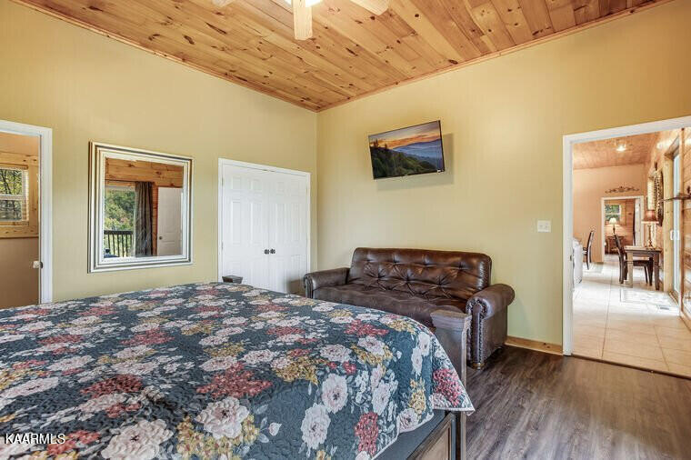 4729 Riversong Way Sevierville, TN 37876 - Photo 12 of 24 12 19569-6182d33806b46
