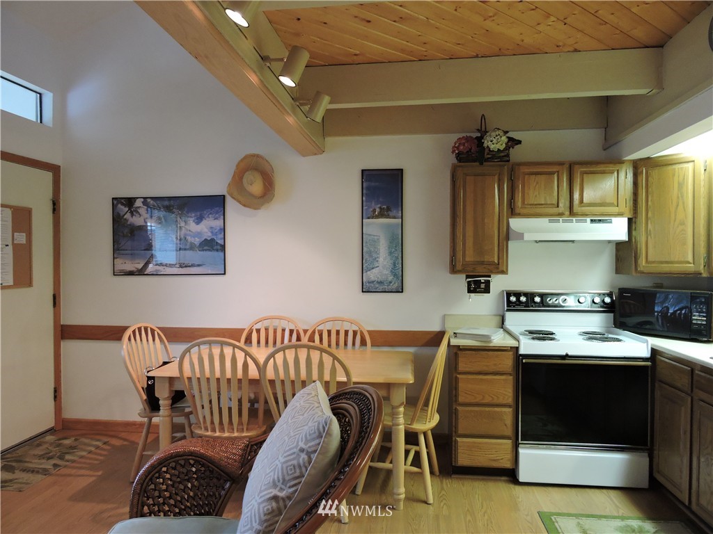 8903 Crescent Bar Road Northwest, Unit 126 Quincy, WA 98848 - Photo 2 of 9