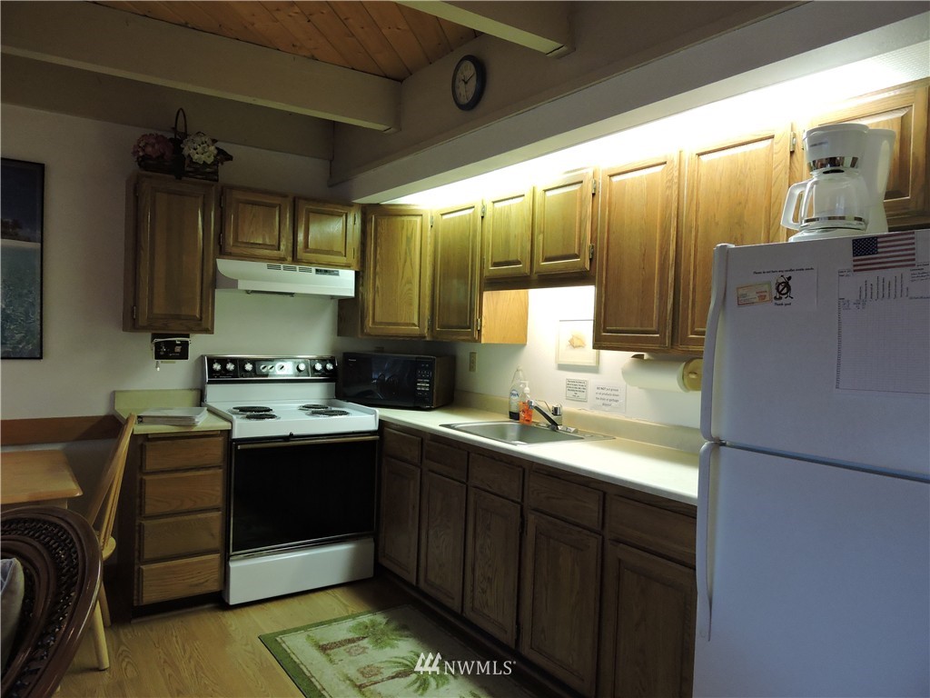 8903 Crescent Bar Road Northwest, Unit 126 Quincy, WA 98848 - Photo 3 of 9