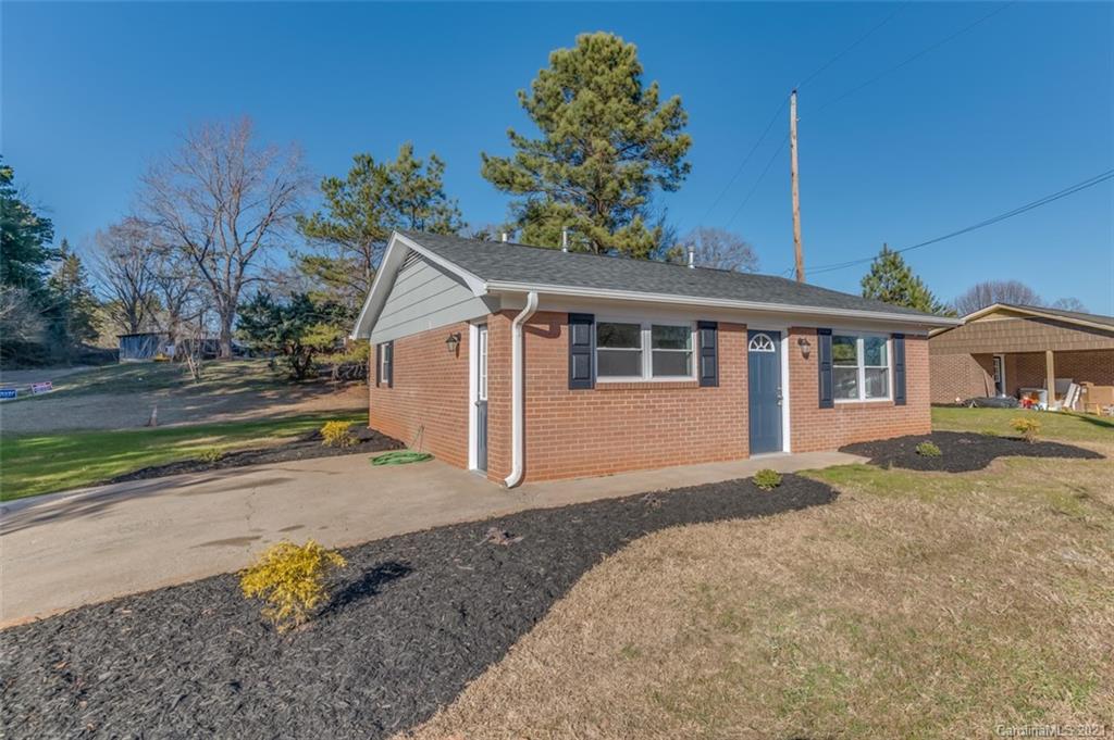 209 Roberson Road Forest City, NC 28043 - Photo 11 of 19 Gallery Image 11