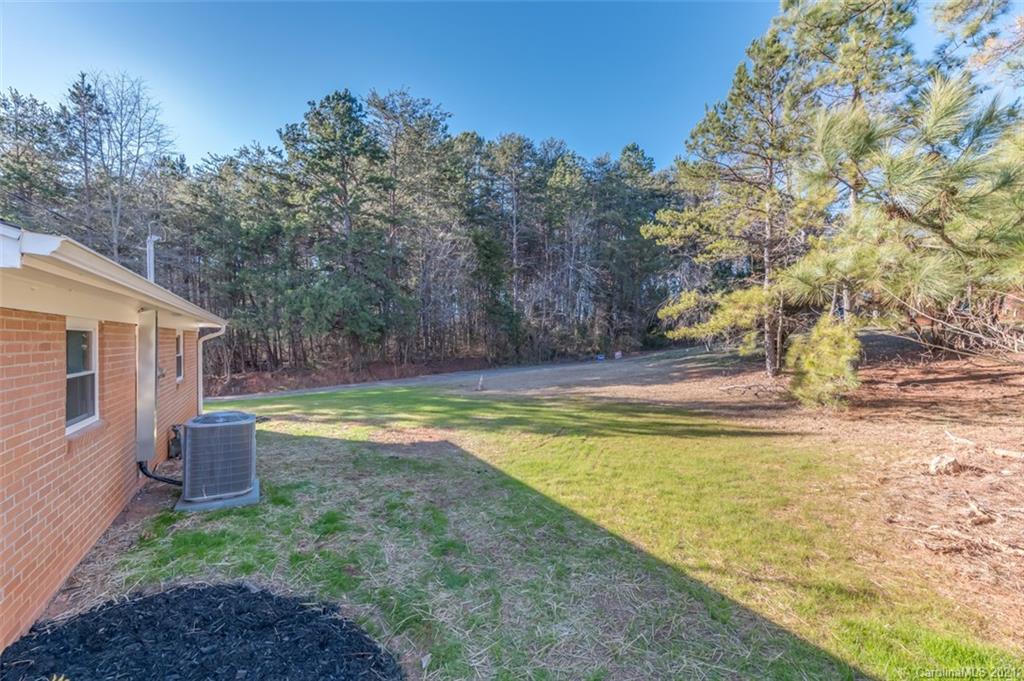 209 Roberson Road Forest City, NC 28043 - Photo 14 of 19 Gallery Image 14