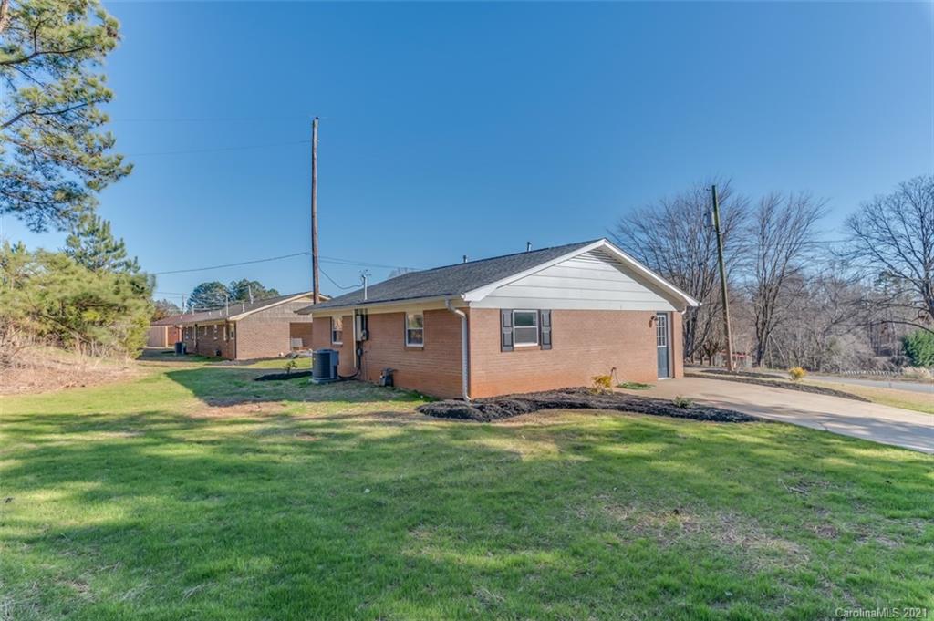209 Roberson Road Forest City, NC 28043 - Photo 3 of 19 Gallery Image 3