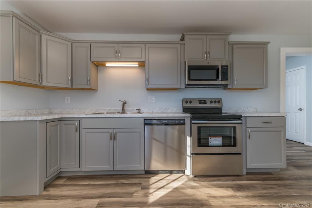 209 Roberson Road Forest City, NC 28043 - Photo 6 of 19 Gallery Image 6