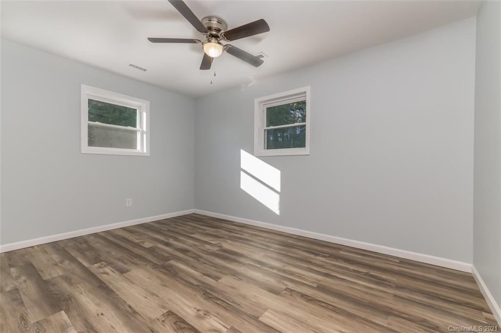 209 Roberson Road Forest City, NC 28043 - Photo 10 of 19 Gallery Image 10