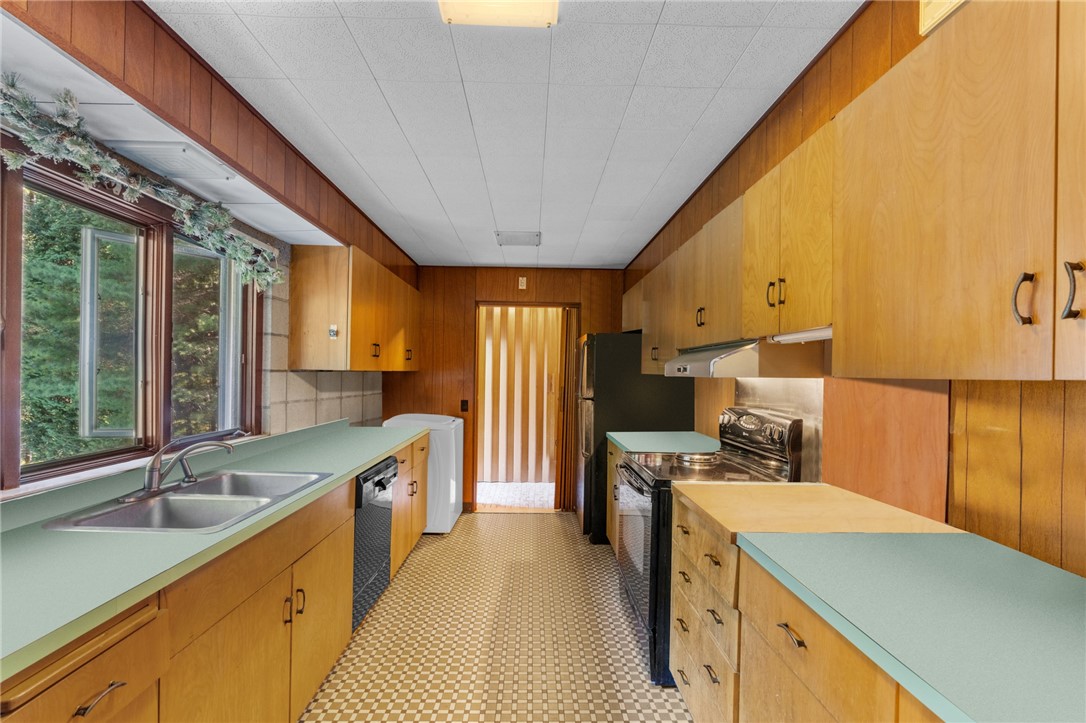 32 Atherton Road East Greenwich, RI 02818 - Photo 10 of 24