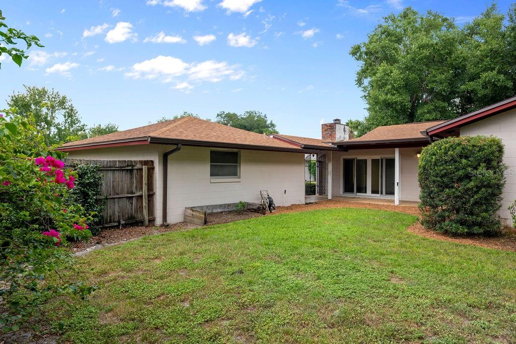 541 London Road Winter Park, FL 32792 - Photo 31 of 31 Courtyard