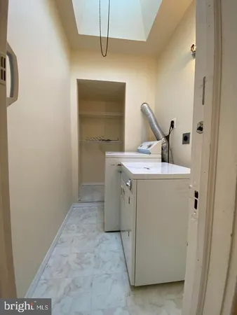 $1,200 | 1422 Fanshawe Street, Philadelphia, PA 19111