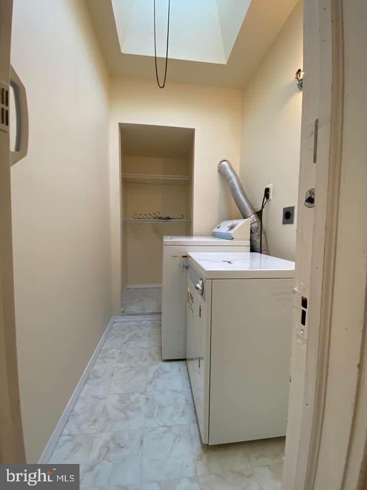 1422 Fanshawe Street Philadelphia, PA 19111 - Photo 8 of 12 a utility room with dryer and washer