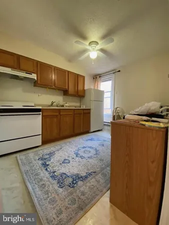$1,200 | 1422 Fanshawe Street, Philadelphia, PA 19111