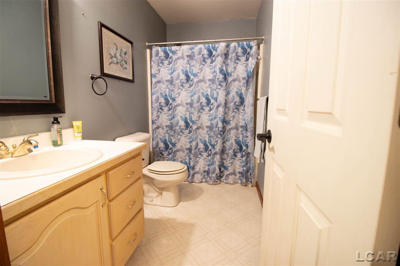 1650 Samaria Road Temperance, MI 48182 - Photo 26 of 34 50080042-25.JPG