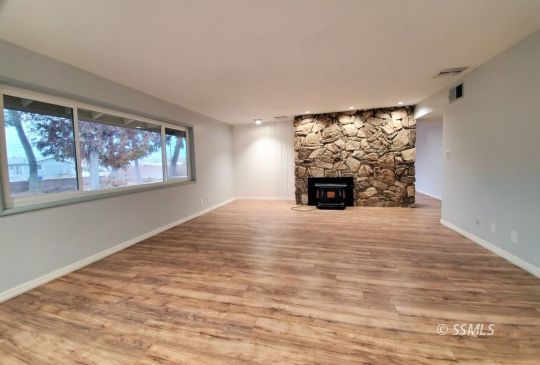 300 Mesquite Avenue Ridgecrest, CA 93555 - Photo 6 of 26 Gallery Image 6