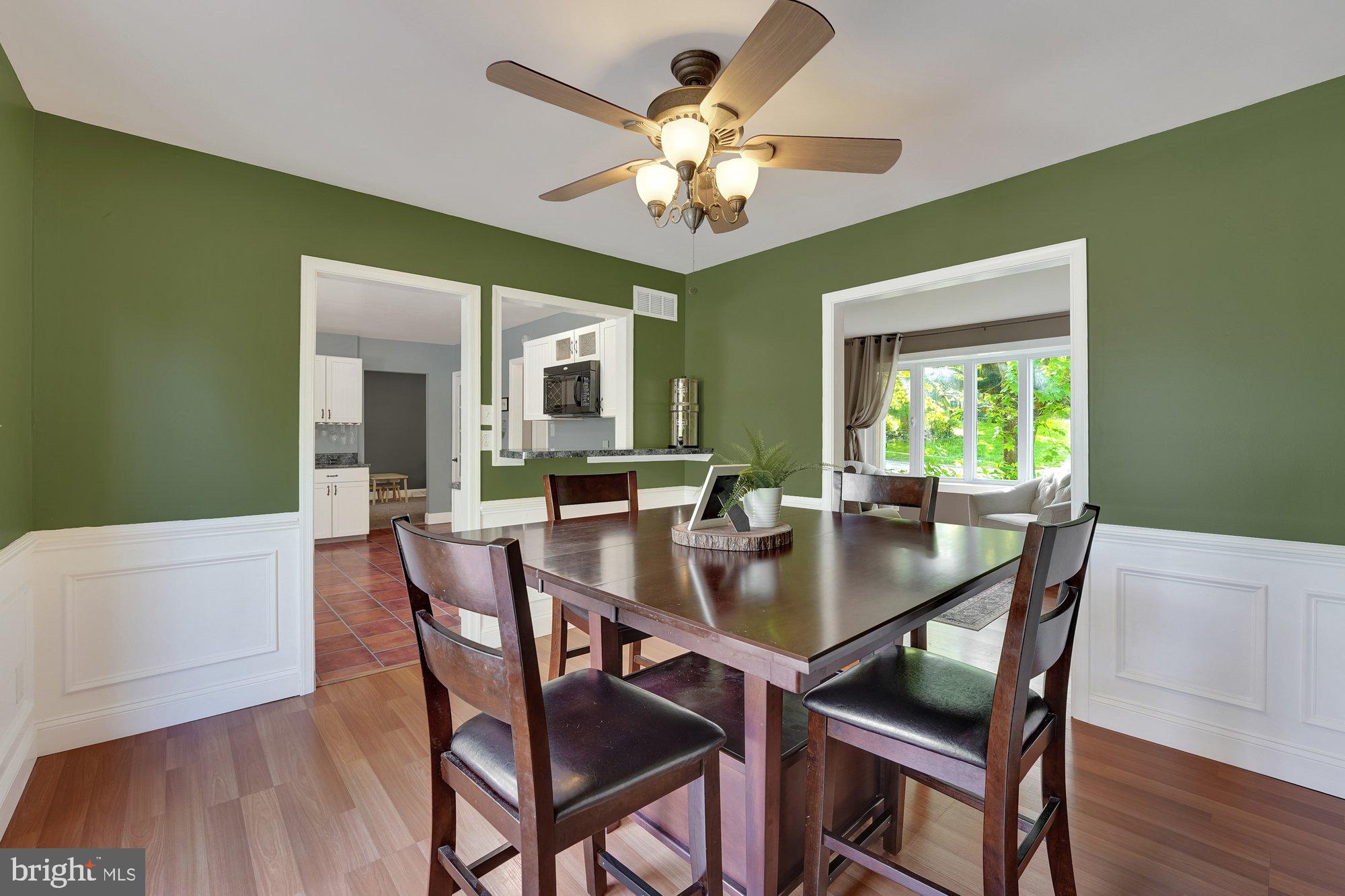 13 Higgins Road Newark, DE 19711 - Photo 11 of 37 Decorative Wainscoting & Open to Kitchen