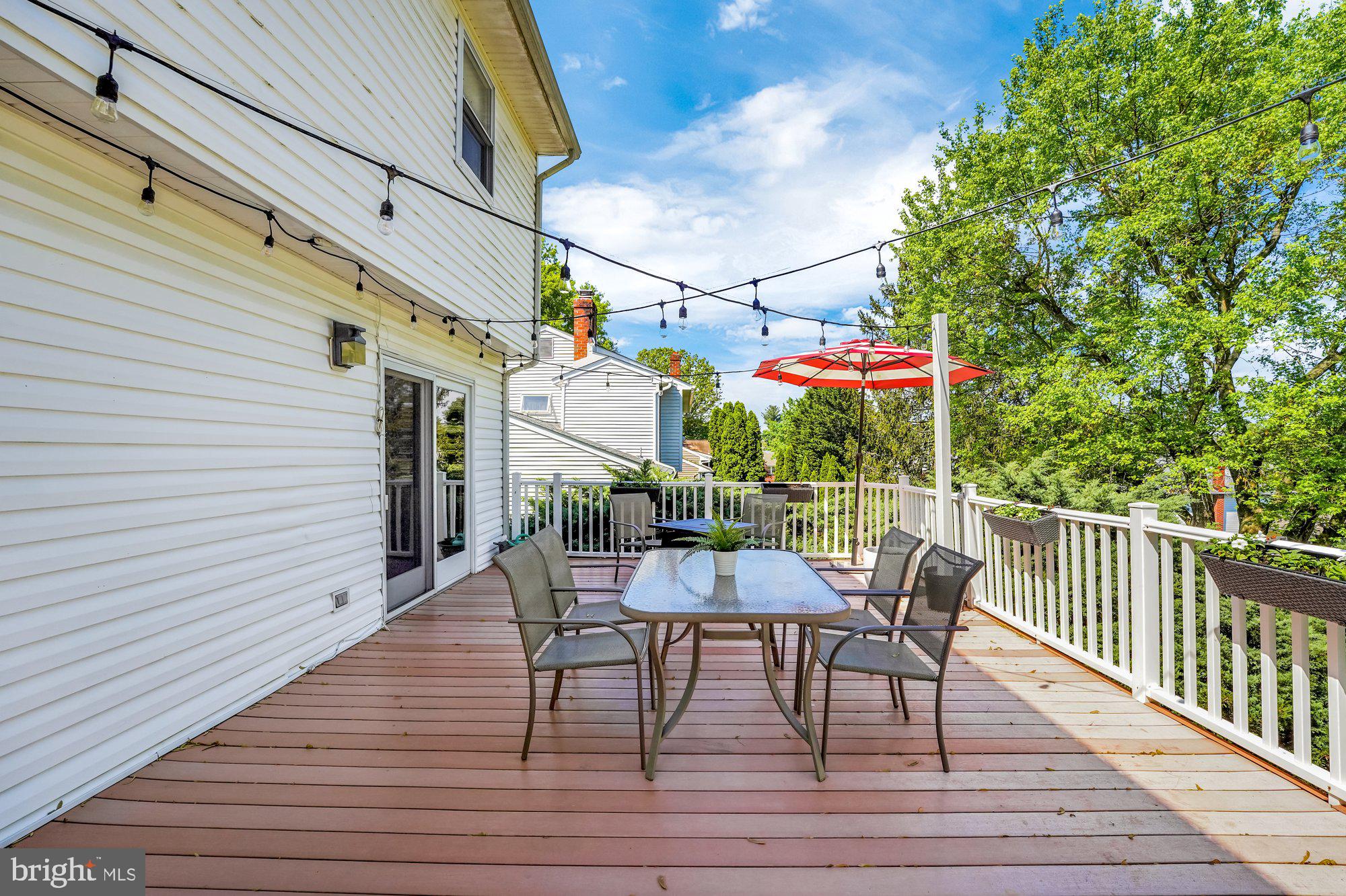 13 Higgins Road Newark, DE 19711 - Photo 33 of 37 Amazing Rear Low Maintenance Deck