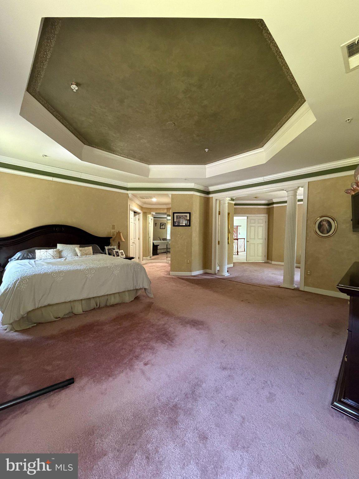 18724 Brooke Road Brinklow, MD 20862 - Photo 26 of 52 Spacious retreat with elegant design.