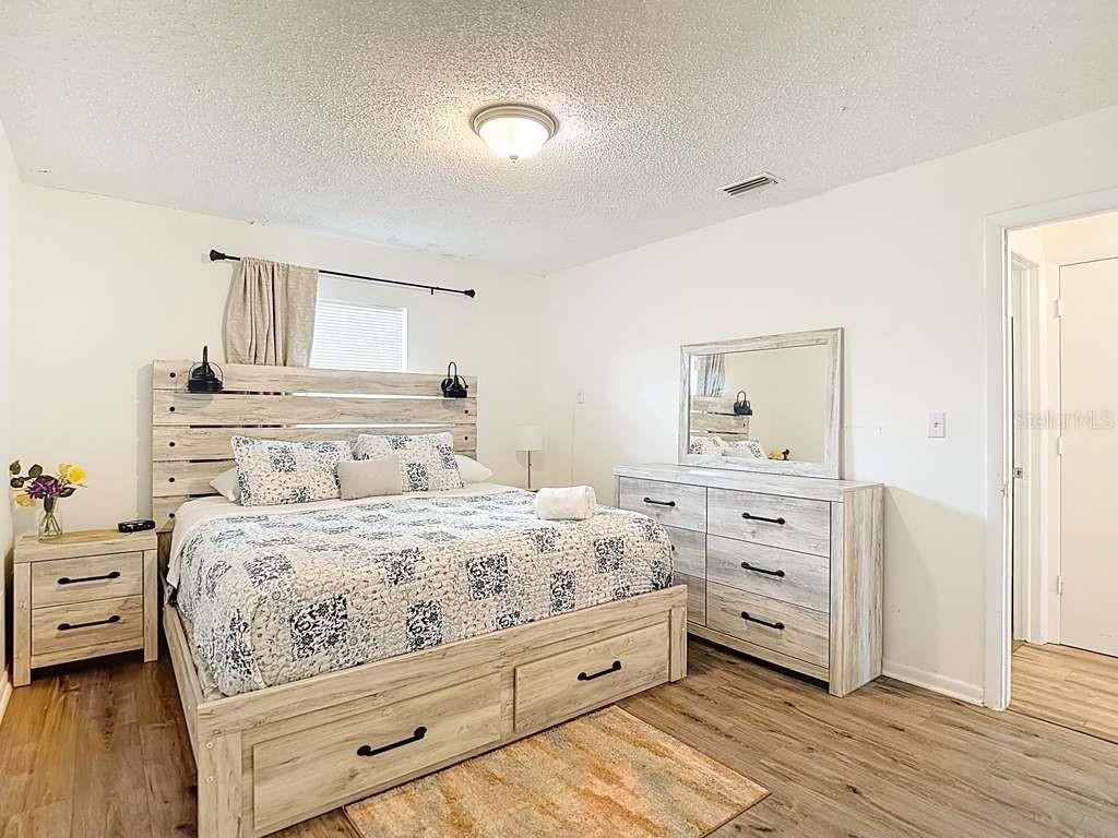 2520 West St John Street Tampa, FL 33607 - Photo 15 of 39