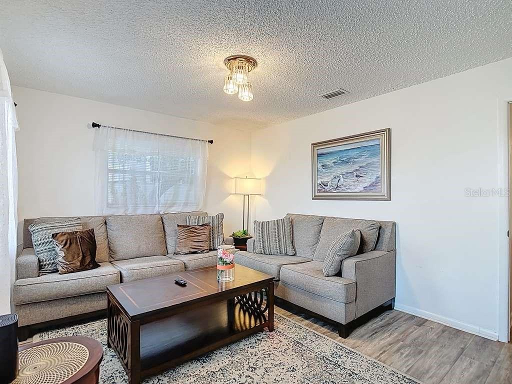 2520 West St John Street Tampa, FL 33607 - Photo 27 of 39