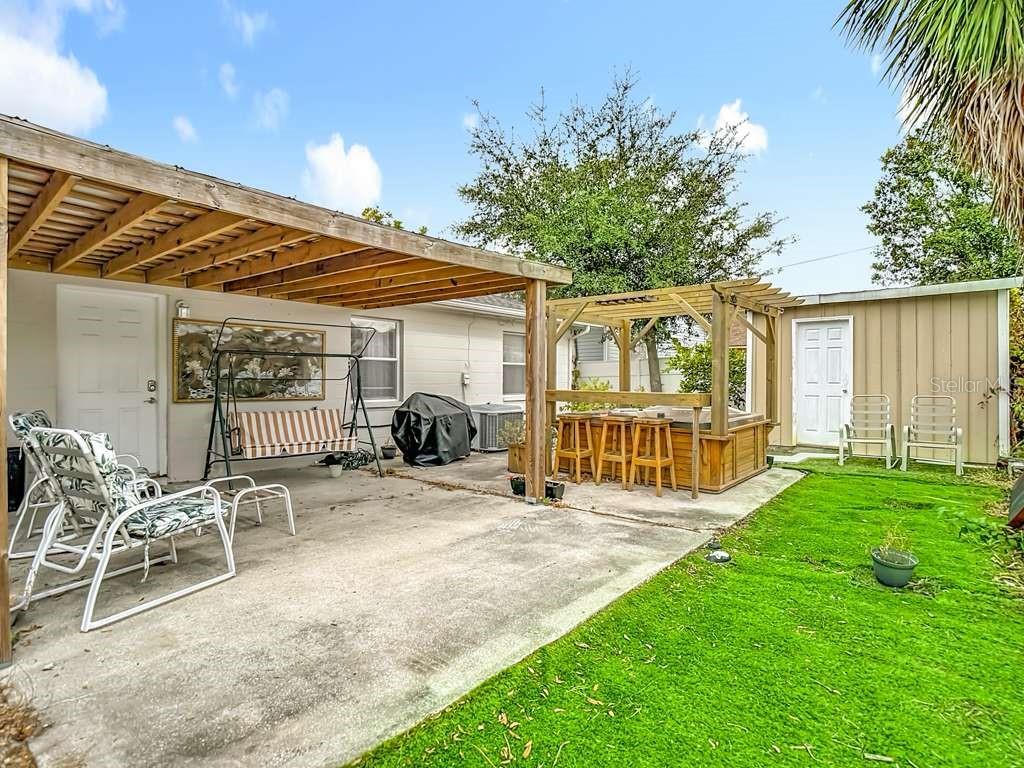 2520 West St John Street Tampa, FL 33607 - Photo 3 of 39