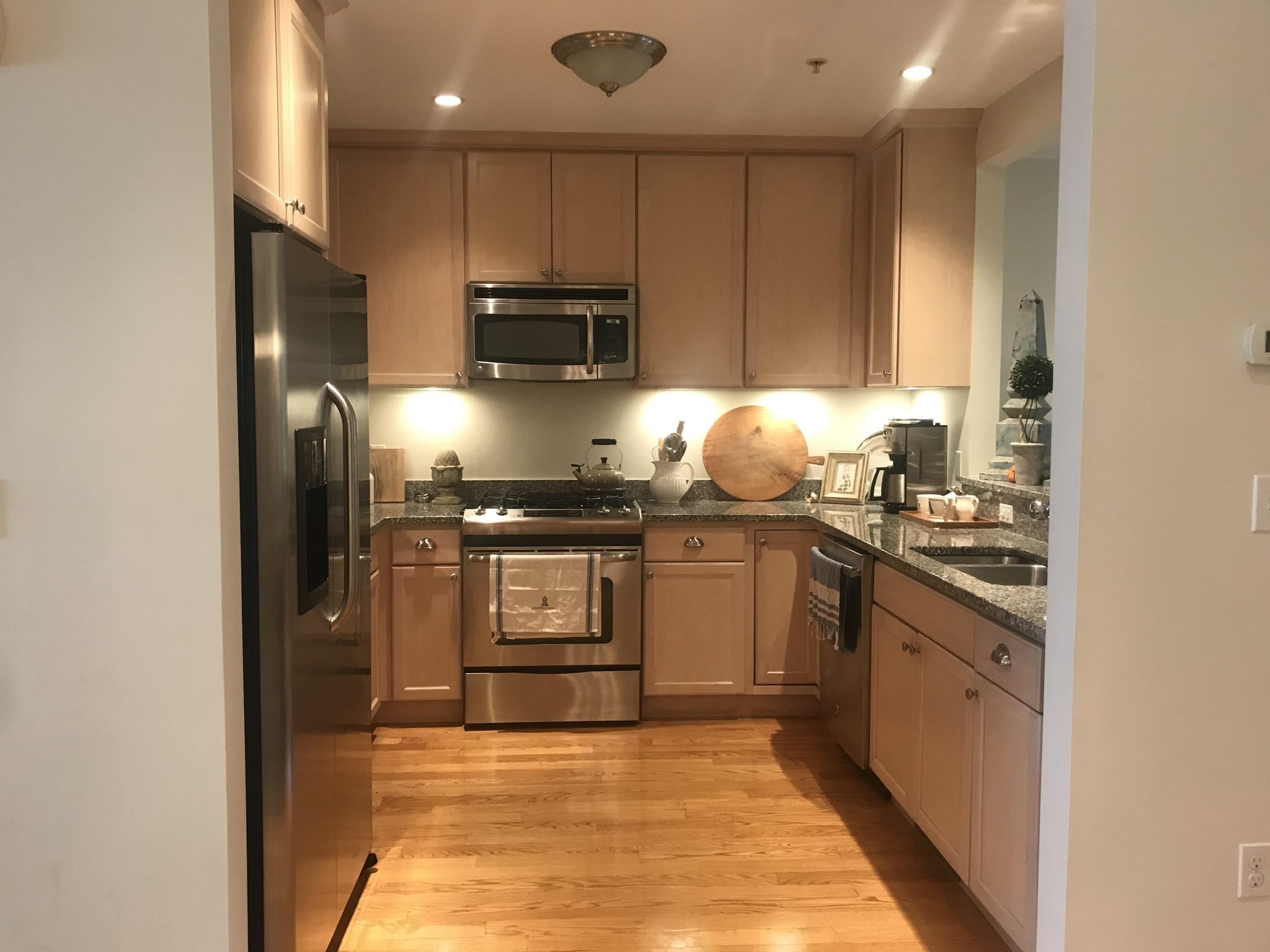 21 Intrepid Circle, Unit 21 Marblehead, MA 01945 - Photo 5 of 12 Gallery Image 5