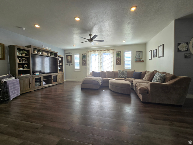 1324 East 620 S Street Payson, UT 84651 - Photo 2 of 44